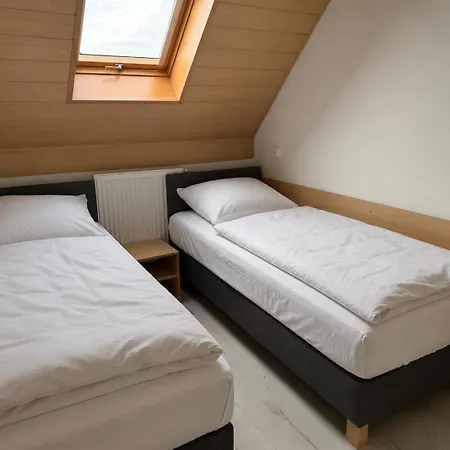 Panzió Osrodek Kolonijny Bazylak 2 3*